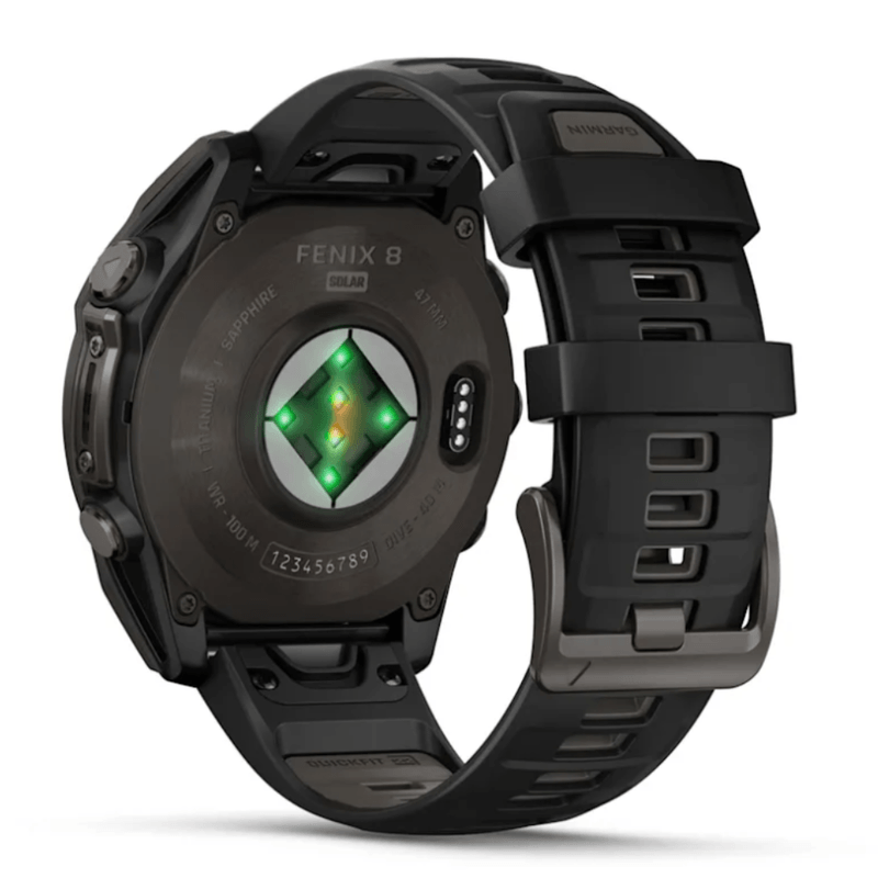 Relogio-Garmin-Fenix-8-Safira-Solar-Carbon-Gray-DLC-Titanio-com-Pulseira-de-Silicone-Preta-com-Cinza